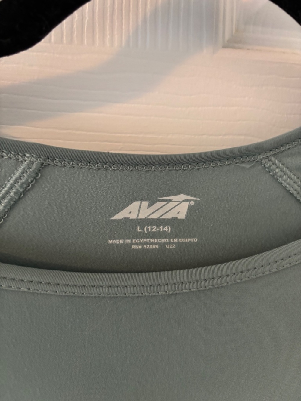 AVIA Women’s L Sage Green Long Sleeve Athletic Top Mesh Activewear - Picture 2 of 9